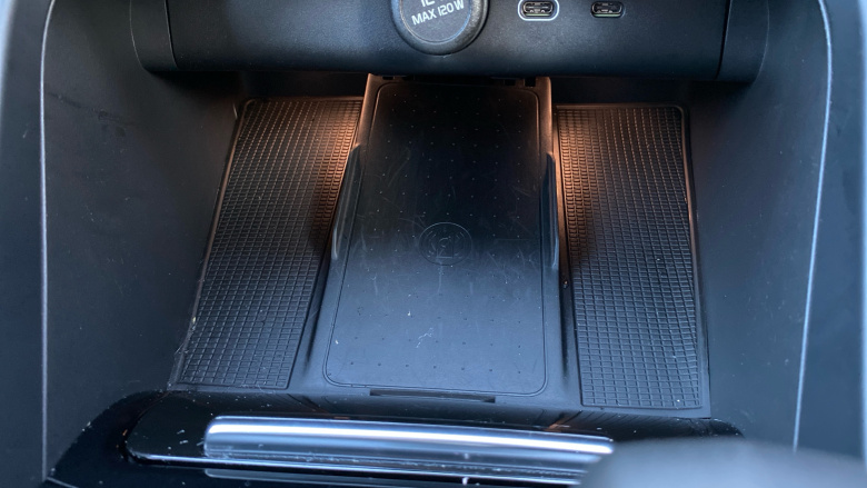 Volvo XC40 2.0 B3P Plus Dark 5dr Auto Petrol Estate